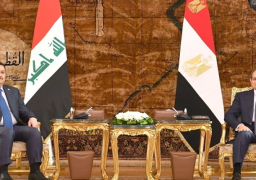 بالصور.. خلال لقائه مع رئيس الوزراء العراقي.. الرئيس السيسي يؤكد دعم مصر الثابت لأمن واستقرار العراق الشقيق