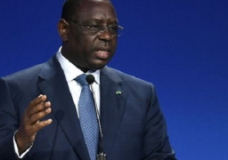 خلال قمة باريس.. الدول الغنية تتعهد بتقديم 2.5 مليار يورو للسنغال لتعزيز طاقاتها المتجددة