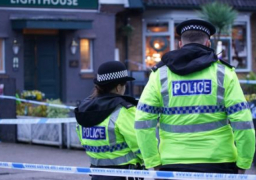 دهس وطعن في نوتينجهام.. الشرطة البريطانية: مقتل 3 أشخاص واعتقال المشتبه به”