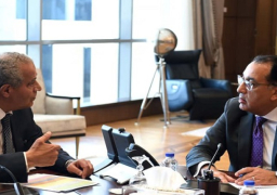 رئيس الوزراء يتابع مع وزير التموين موقف توافر السلع الأساسية مع قرب حلول عيد الأضحى المبارك