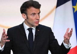 ماكرون يعين لودريان مبعوثا شخصيا له إلى لبنان