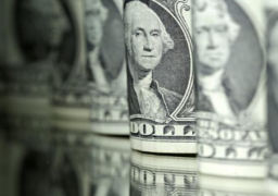 هبوط الدولار في خضم ترقب لبيانات التضخم في أمريكا