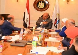 وزير قطاع الأعمال العام يبحث مع رئيس “مدينة دمياط للأثاث” فرص الاستثمار “