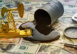 النفط يرتفع بعد قرار السعودية بتمديد الخفض التطوعي لإنتاج الخام