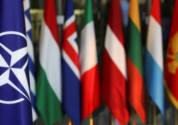 قادة بالناتو يستبعدون ضم أوكرانيا ويبحثون تقديم ضمانات أمنية