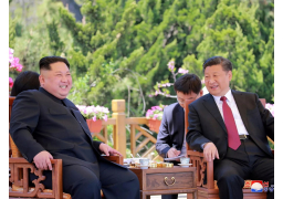 زعيم كوريا الشمالية يتعهد بتطوير التعاون مع الصين