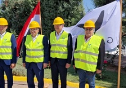 الفريق أسامة ربيع يتفقد مصنع شركة “Antipollution” العالمية لإعادة تدوير المخلفات الصلبة والسائلة باليونان