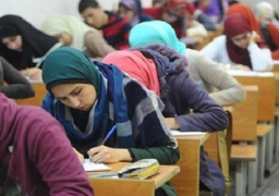98 ألف طالب بالثانوية العامة يؤدون اليوم امتحان مادة الاستاتيكا