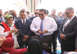 بالصور.. وزير الصحة يتفقد مقر حملة 100 يوم صحة بقرية سنهور بالفيوم ويُشيد بمستوى الخدمات المقدمة