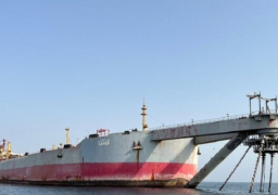 بجهود إنقاذ معقدة.. الأمم المتحدة تبدأ عملية نقل البترول من “صافر” باليمن إلى سفينة بديلة لتجنب كارثة بيئية