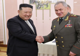 كيم جونغ أون يلتقي وزير دفاع روسيا في بيونغ يانج