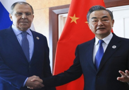 وانج يي: الصين وروسيا بحاجة إلى تعزيز تنسيقهما الاستراتيجي