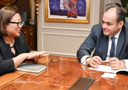 وزير التجارة والصناعة يبحث مع مسؤولي شركة جنرال موتورز ايجيبت خطط الشركة للتوسع بالسوق المصري