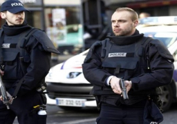 وزير الداخلية الفرنسي: رجال الشرطة قاموا بعملهم “في ظروف صعبة”