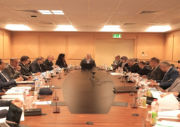 وزير السياحة والآثار يترأس اجتماع اللجنة الدائمة لتراخيص المنشآت الفندقية والسياحية