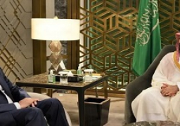 ولي العهد السعودي يبحث مع وزير خارجية إيران سبل تطوير العلاقات