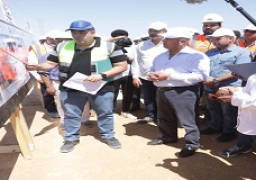 وزير النقل يتفقد مواقع العمل بمشروع الخط الأول من شبكة القطار الكهربائي السريع (السخنة/ مطروح )