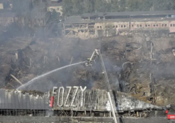 اندلاع حرائق في أوديسا بعد هجمات روسية .. وتدمير 5 زوارق أوكرانية بخيرسون