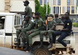 بعد رفض إيكواس خطة الفترة الانتقالية .. النيجر تتأهب لـ ” عدوان وشيك “