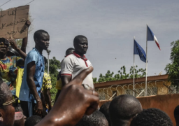 فرنسا تعلن الانتهاء من عمليات الإجلاء من النيجر