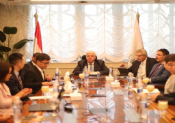 وزير التعليم العالي يبحث سبل التعاون مع وفد جامعة تشاتشينج الصينية