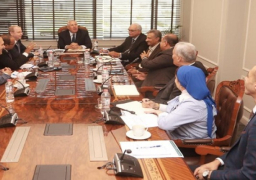 وزير الزراعة يتابع تطوير منظومة كارت الفلاح وحوكمة الأسمدة لضمان وصول الدعم لمستحقيه