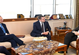 وزيرة الهجرة تبحث مع نظيرها البريطاني سبل تعزيز التعاون الثنائي