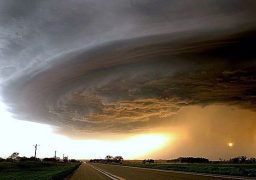 لماذا سميت العاصفة دانيال بهذا الاسم .. ولماذا يُطلق على الأعاصير أسماء أشخاص؟