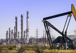 مخاوف الإمدادات ترفع أسعار النفط لأعلى مستوى في 7 أشهر