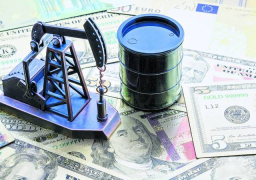 النفط ينهي الربع الثالث مرتفعا بنحو 30 بالمئة لنقص الإمدادات