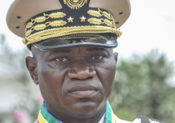 الجنرال أوليغي يؤدي اليمين الدستورية “رئيسا للمرحلة الانتقالية” في الغابون