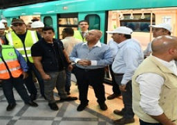 وزير النقل يتابع التشغيل التجريبي للجزء الثاني من المرحلة الثالثة للخط الثالث لمترو الأنفاق