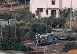 الاحتلال الإسرائيلي يهدم منزلا غرب جنين ويعتقل عددا من الفلسطينيين بالضفة الغربية