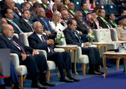 الرئيس السيسي يشهد جلسة حول “مستقبل الرعاية الصحية” على هامش المؤتمر العالمي للصحة