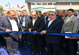 بالصور.. وزير الصناعة ومحافظ الاسكندرية يفتتحان مجمع للصناعات الكهربائية باستثمارات 500 مليون جنيه
