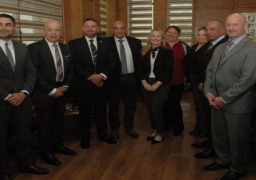 بالصور.. وفد إدارة أمن النقل الأمريكية TSA يشيد بالإجراءات الأمنية المطبقة بمطار القاهرة وشركة مصر للطيران