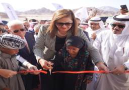 بالصور..وزيرة التخطيط ومحافظ جنوب سيناء يفتتحان أعمال تطوير التجمع البدوي “منحر الناقة”