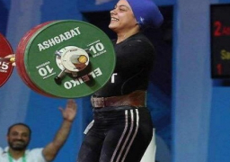 سارة سمير تتوج بثلاث ذهبيات في بطولة العالم لرفع الأثقال