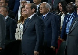 خلال افتتاحه ملتقى الصناعة .. السيسي يطلب الوقوف دقيقة حداد على أرواح ضحايا العدوان الإسرائيلي على غزة