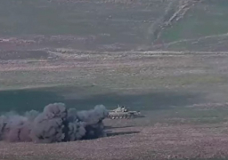 أرمينيا وأذربيجان تتبادلان الاتهامات بإطلاق النار عند الحدود