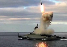 أوكرانيا: روسيا تحتفظ بحاملة صواريخ في مهمة قتالية بالبحر الأسود