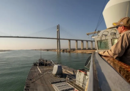 الأسطول الخامس الأمريكي يعلن وصول مدمرة بحرية إلى الشرق الأوسط