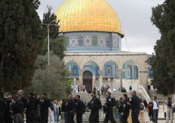 الاحتلال الإسرائيلي يقتحم المُصلى القبلي بالأقصى ويغلق المسجد الإبراهيمي بذريعة الاحتفال بالأعياد اليهودية