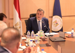 عيسى يترأس الاجتماع الأول للجنة الخاصة بمناقشة الاستراتيجية العامة لتنشيط السياحة