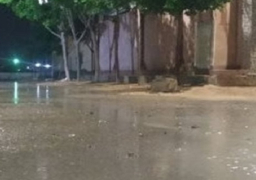 محافظ مطروح: استمرار أعمال إزالة تراكمات مياه الأمطار والسيول من المناطق المتضررة