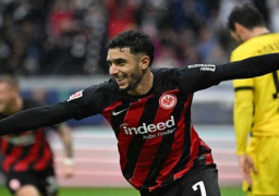 مرموش يسجل هدفين في تعادل فرانكفورت مع دورتموند 3-3 بالدوري الألماني