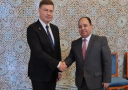 معيط للمفوض الاقتصادي للاتحاد الأوروبي : آفاق رحبة للاستثمارات فى مصر