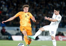 هولندا تهزم اليونان بهدف وتجدد أمالها في التأهل ليورو 2024