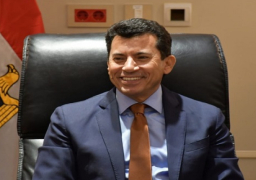 وزير الرياضة يهنئ ريماس خليل لتأهلها إلى أوليمبياد باريس بعد إحراز فضية بطولة أفريقيا للرماية