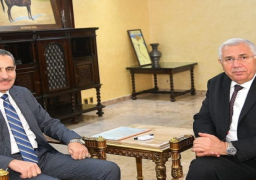 وزير الزراعة يبحث مع محافظ الغربية موقف المشروعات الزراعية واستغلال الأصول بالمحافظة